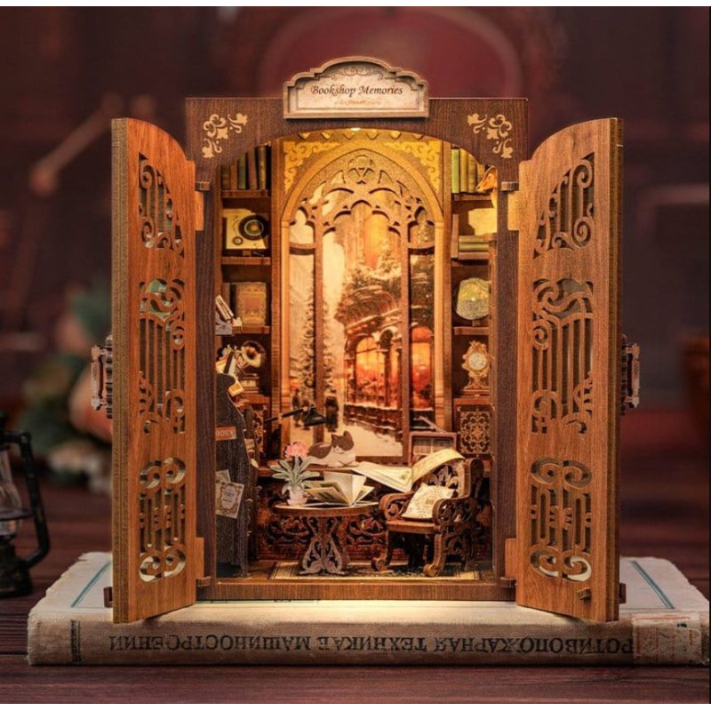 Maqueta Sujeta Libros Bookshop Memories | Accesorios | Gameria